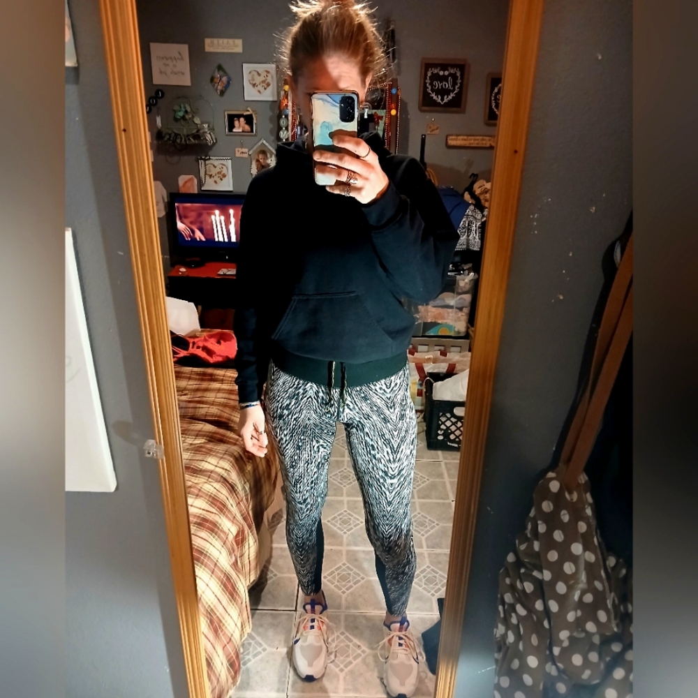 🎈Nike🎈BUY 1 GET 1 FREE ALL LISTINGS🎈Pro Hi Waist Pattern Leggings Sz S